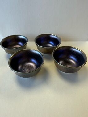 Set of 4 Iridescent Dark Lustre Ceramic Sake Cups.